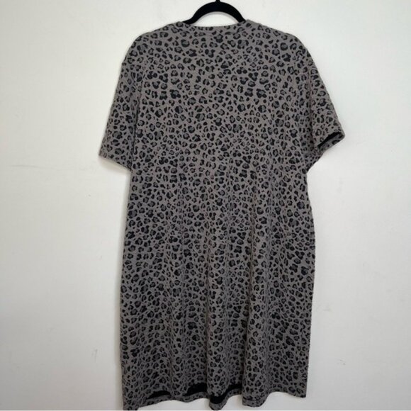 LOVE RICHIE Leopard Plus Size 1x - Picture 4 of 6